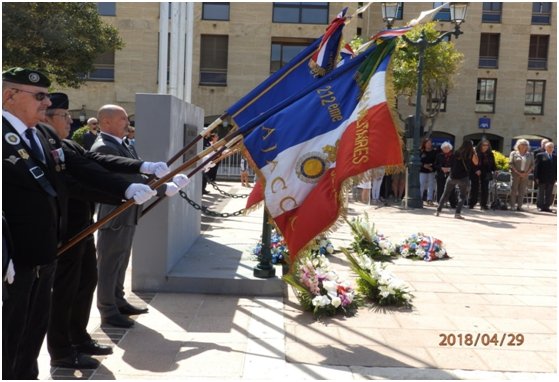 GAVOT. Porte-drapeau, une fonction hautement symbolique